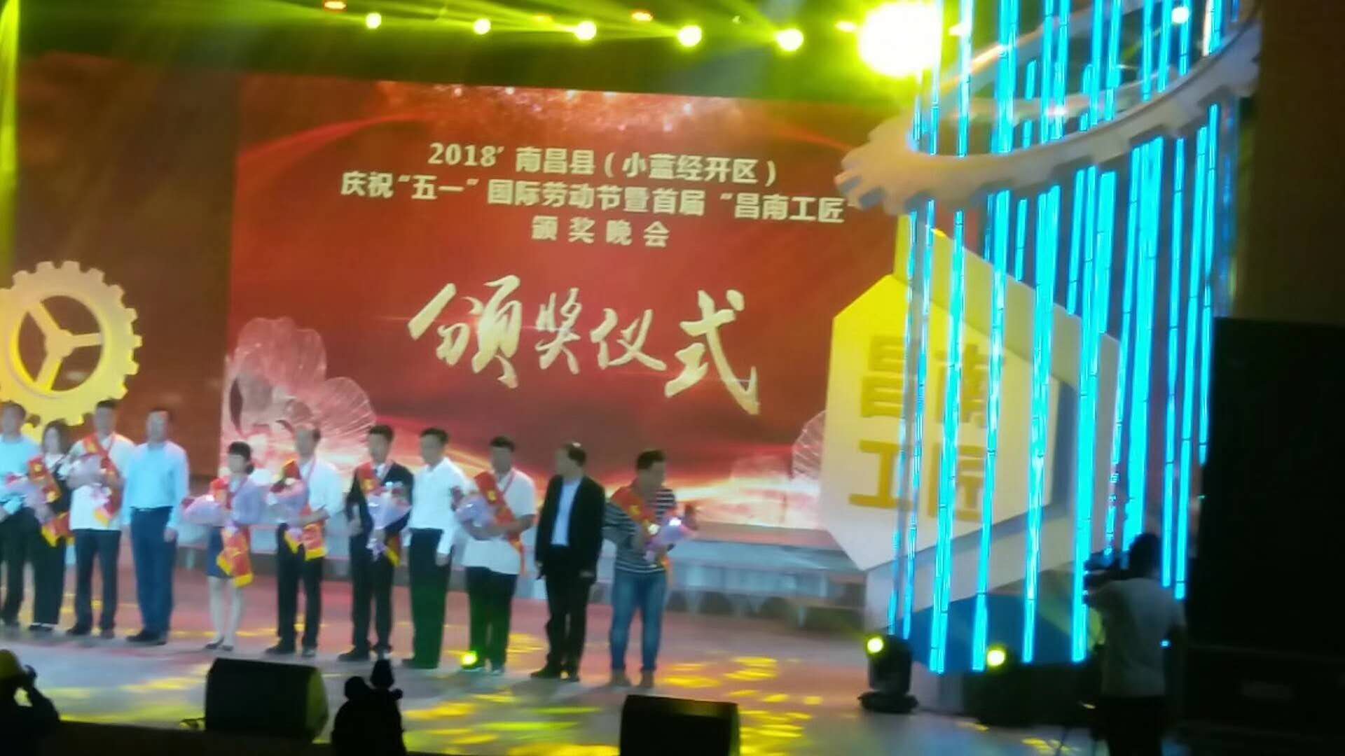 &#72;&#74;&#67;&#40644;&#37329;&#22478;